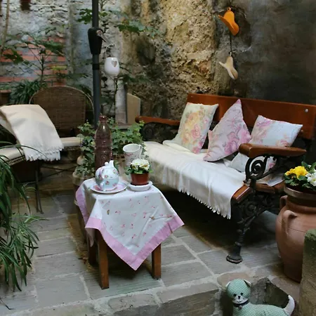 Casa Ambra 2*
